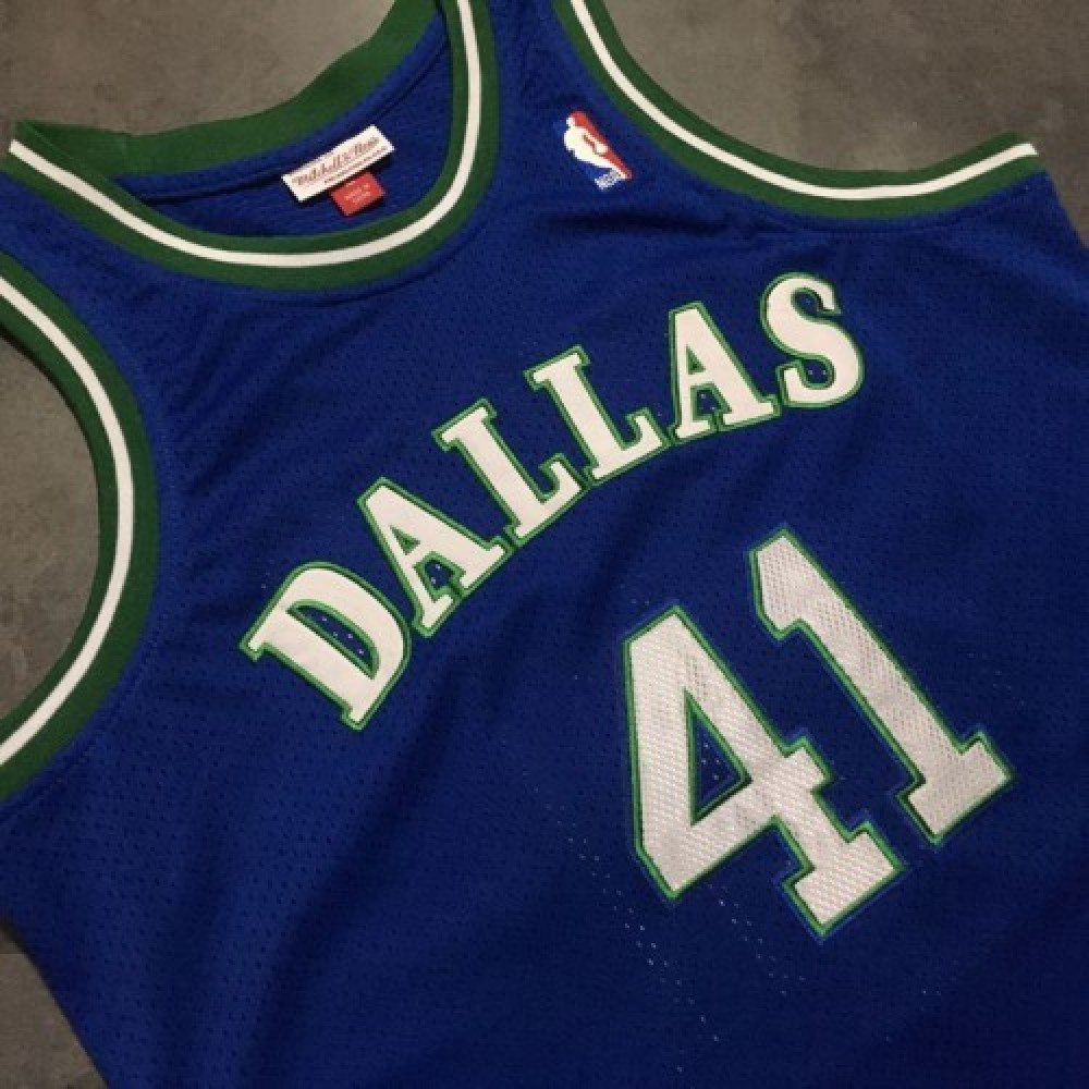 Men's Dallas Mavericks Dirk Nowitzki #41 Throwback Blue 1998-99 Hardwood Classics Jersey-Pro Kit Vault | Brand New 26/27 Sports Jerseys